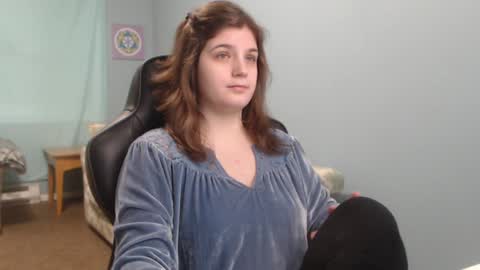 TreeJeanne online show from February 8, 7:49 pm