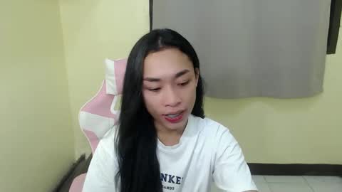 tricia_slut online show from March 1, 5:16 pm