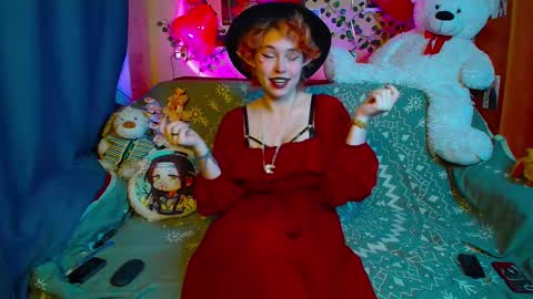 trickykitsune online show from February 12, 4:30 pm