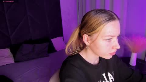 Snapshot of triplesec_ chatting on October 20, 12:41 pm Tasya online show from October 20, 12:41 pm