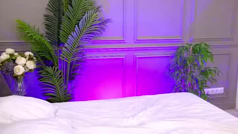 trisha_winslet online show from October 19, 1:13 pm