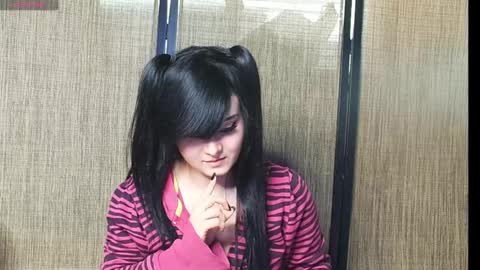 trixiedoescamcam online show from January 27, 2:24 pm