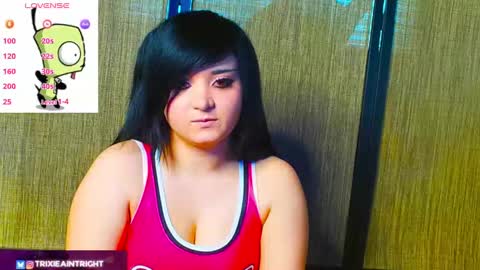 trixiedoescamcam online show from September 9, 5:57 pm