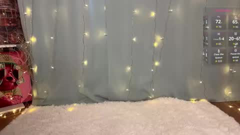 Molly online show from March 11, 9:57 am