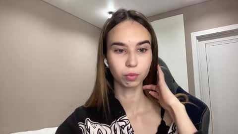 tryme_muse online show from November 23, 3:47 pm