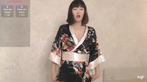 TumiLio online show from November 18, 2:29 pm