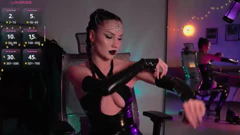 Miss Veth online show from February 13, 1:51 am