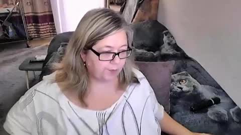 Lana online show from October 27, 5:36 am