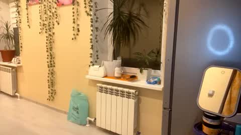 Emily online show from February 17, 4:39 pm