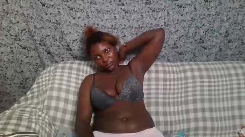 twerker_lyly online show from November 2, 9:18 pm