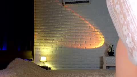 Snapshot of twinklefluff chatting on September 24, 2:38 pm twinklefluff online show from September 24, 2:38 pm