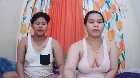 Lyn and lea online show from February 8, 11:57 pm