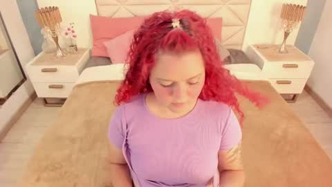 Twiggy online show from September 17, 8:18 pm