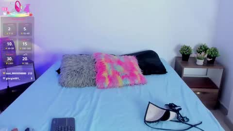 tyra   online show from September 9, 7:24 pm