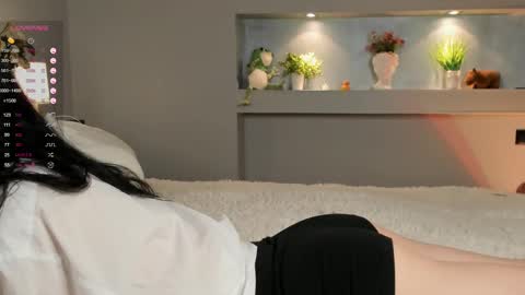 Lili online show from February 13, 10:33 pm