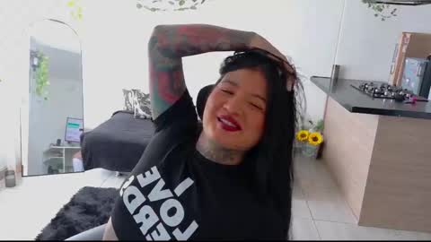 Franchesca  online show from September 15, 6:48 pm