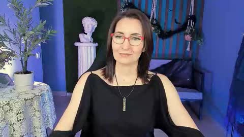 Snapshot of unatera chatting on October 23, 5:24 am UnaTera online show from October 23, 5:24 am