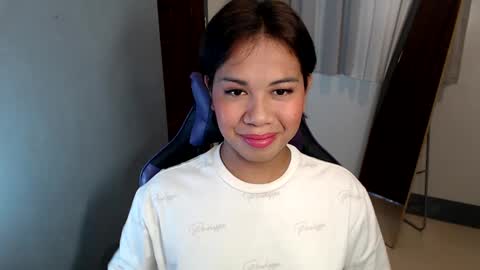 Vee online show from January 13, 3:12 am