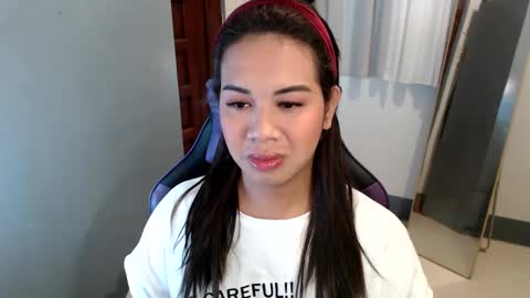 Vee online show from January 6, 10:58 pm