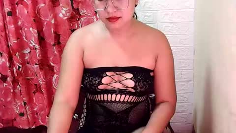 ashley online show from November 7, 9:20 pm