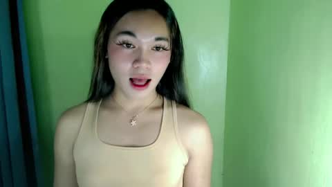 QUEENSY online show from March 10, 4:57 pm