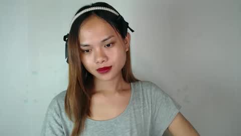urasian_crisa online show from May 11, 1:24 pm