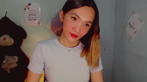 urblossom_harahxxx online show from January 27, 7:03 pm