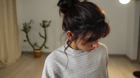 Linda Restrepo online show from January 5, 11:22 pm