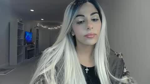 Snapshot of urgoddessmarla chatting on September 30, 2:28 am Goddess Marla online show from September 30, 2:28 am