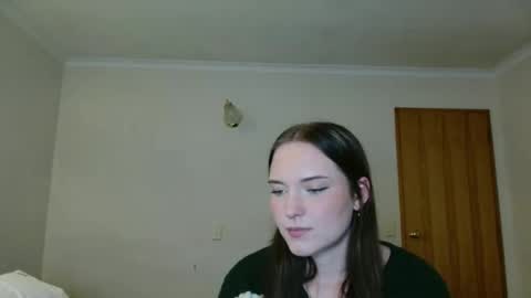 Goddess Millie online show from June 4, 7:13 am