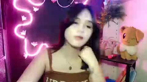 Pia online show from November 11, 10:07 pm