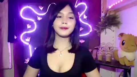 Pia online show from November 28, 11:08 pm