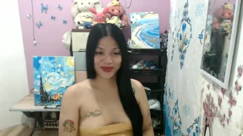 hi im kim online show from July 22, 12:28 pm