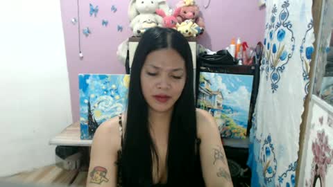 hi im kim online show from July 28, 4:51 pm