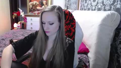 UrSecretTreasure88 online show from February 6, 1:25 pm