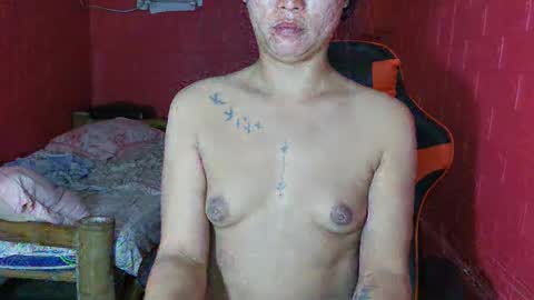 chiks online show from March 29, 3:22 pm