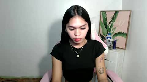 ursweet_zeviixx online show from September 12, 11:07 am