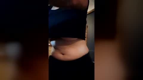 mia online show from July 25, 2:13 pm
