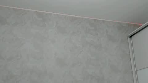 Mia online show from November 11, 12:35 pm