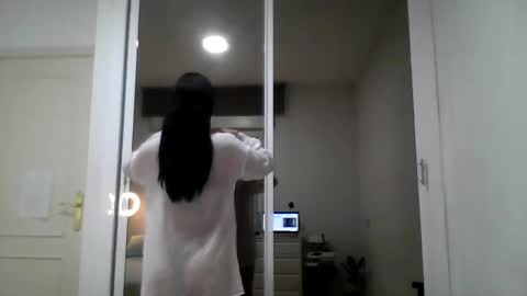 Vaen online show from November 17, 4:30 pm