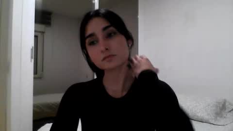 Vaen online show from December 1, 8:55 pm