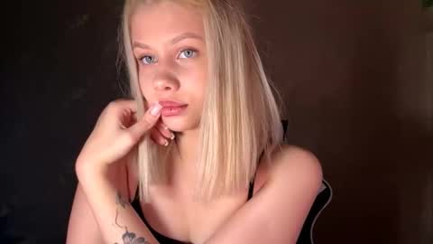 Olachka online show from November 22, 5:21 am