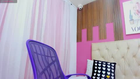 Valentina  online show from January 11, 3:44 am