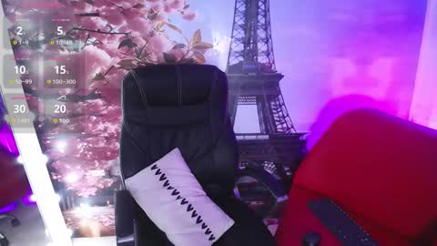 Vale online show from October 13, 1:03 pm