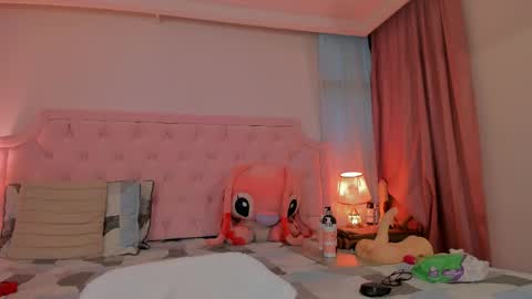 Vale Toro  online show from April 22, 12:13 pm