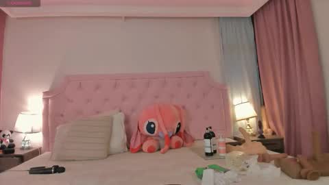 Vale Toro  online show from December 3, 12:18 pm