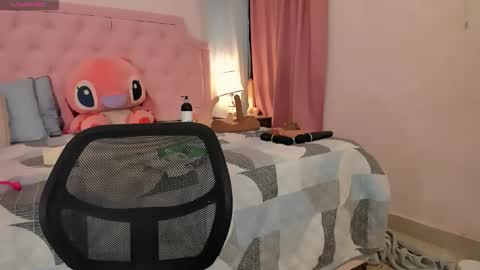 Vale Toro  online show from November 30, 12:53 pm