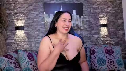 valeria_vg online show from May 6, 11:47 am