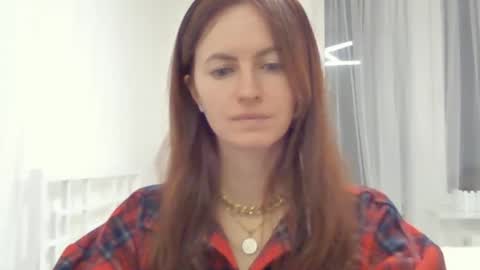 Snapshot of valerie_rose777 chatting on December 2, 8:20 pm valerie_rose777 online show from December 2, 8:20 pm