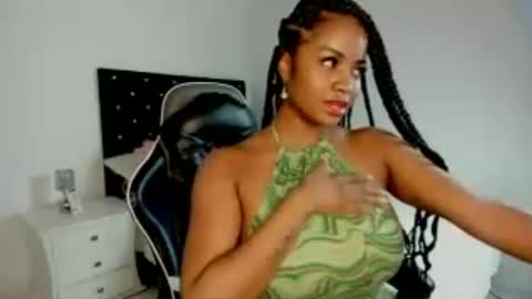 Valerie Blake online show from July 18, 12:40 pm